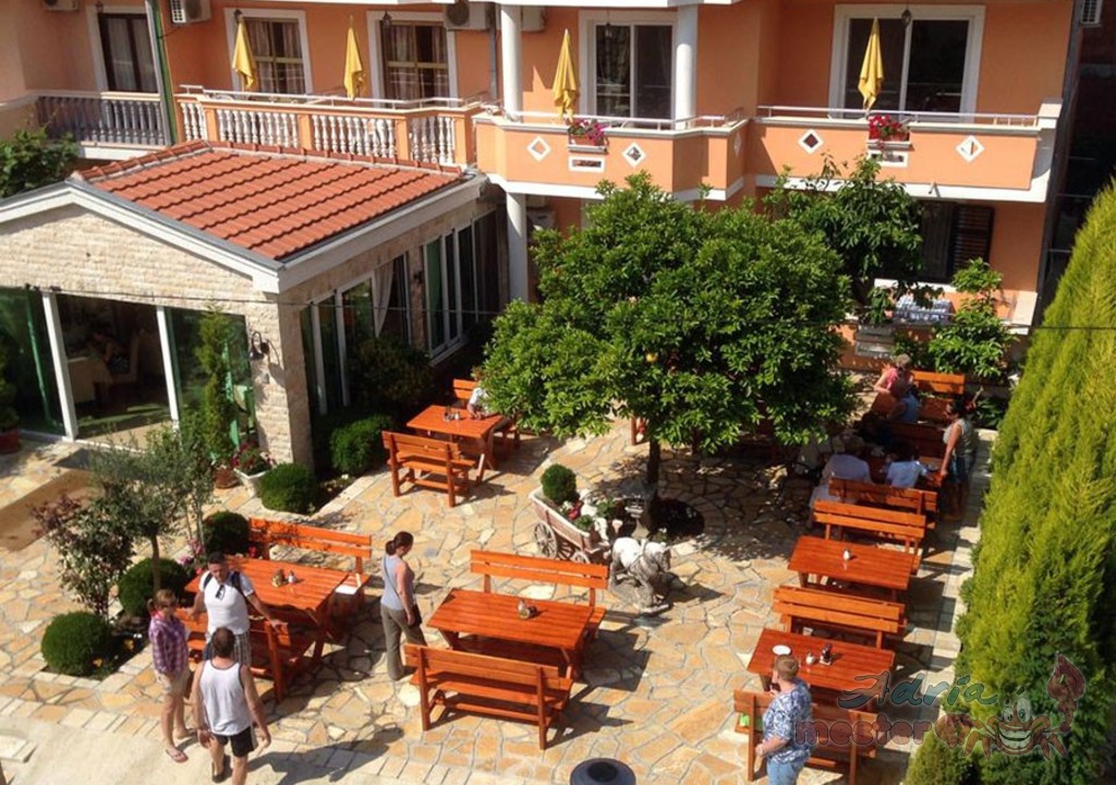 Ulcinj, HOLIDAY aparthotel_04