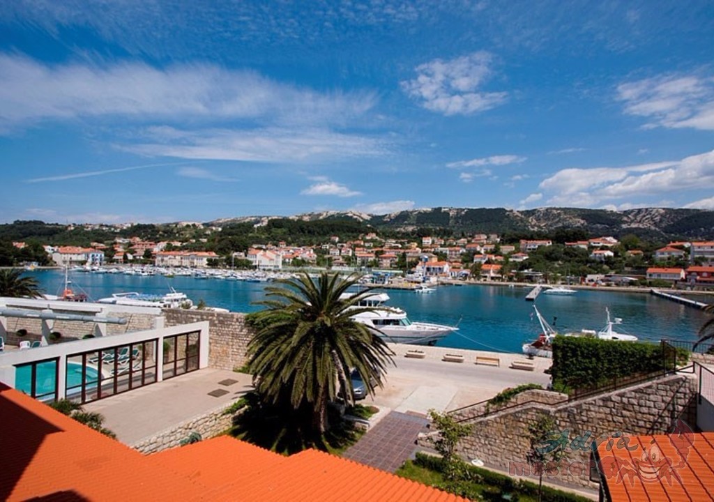 Rab-város, Hotel INTERNATIONAL*** (4.)