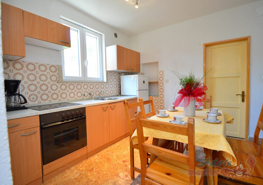 B4+1=4-5 fős, fszt-i
apartman_04