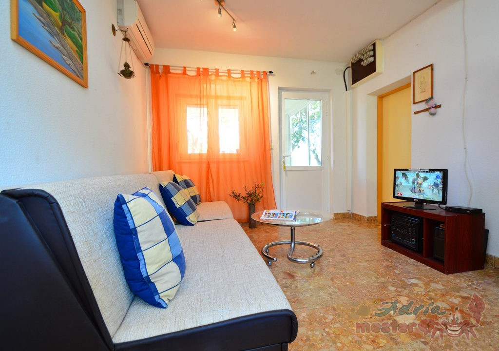 B4+1=4-5 fős, fszt-i
apartman_06