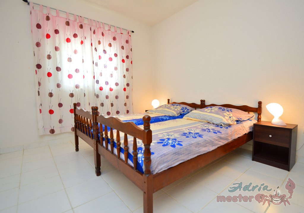 B4+1=4-5 fős, fszt-i
apartman_07