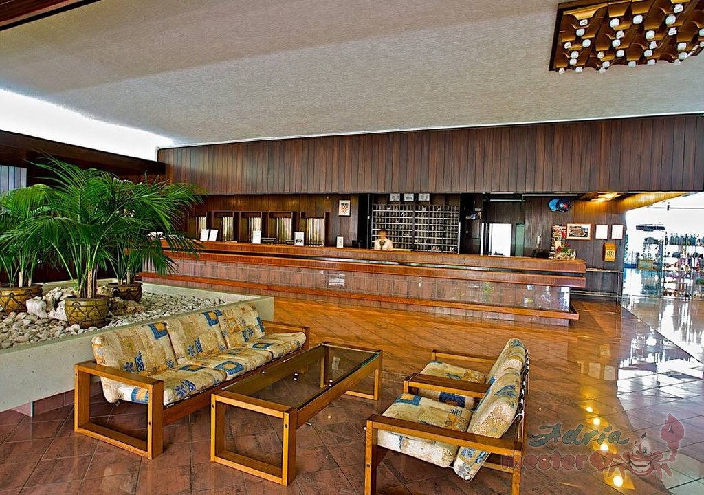 Htl BRIONI recepció & lobby