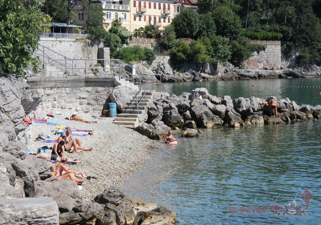 Črnikovica strand_03