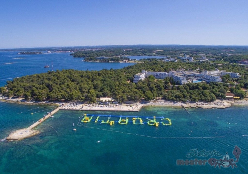 Poreč-Zelena Laguna, Hotel DELFIN** (3.)