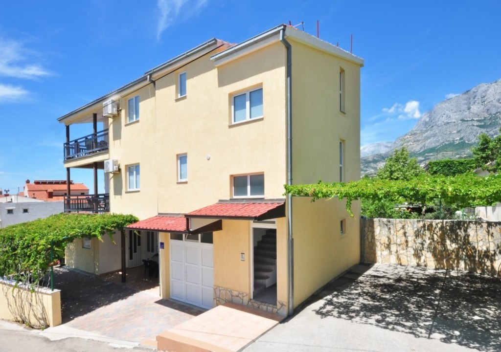 Makarska_A8 (7-8 szem., 4-hálós, 2 db fürdőszoba) apartman 