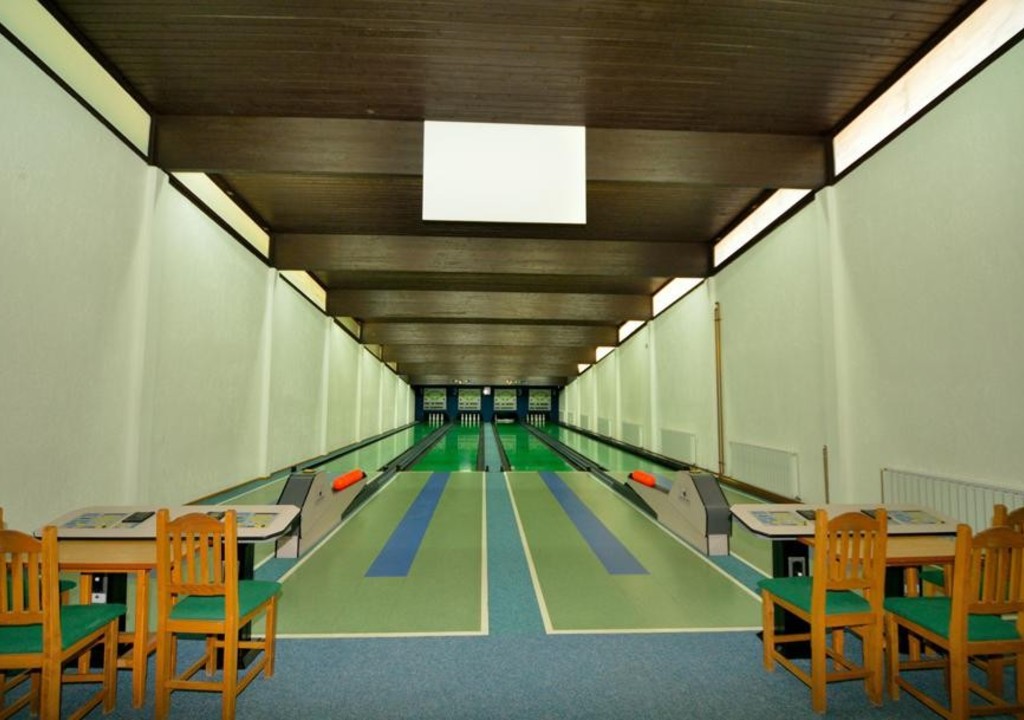 Hotel JEZERO bowling