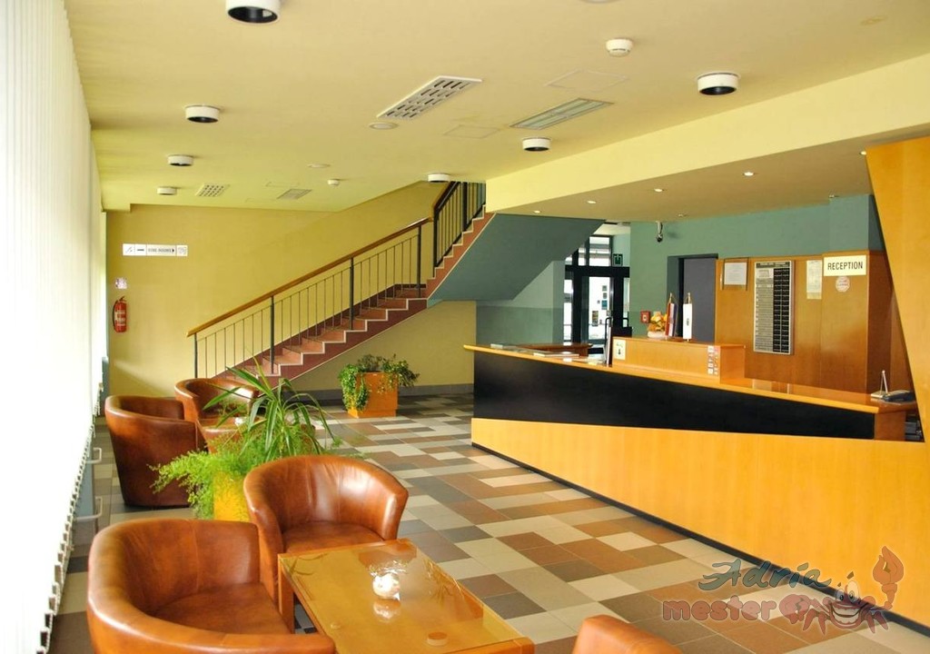 Hotel GRABOVAC recepció & hall (1.)